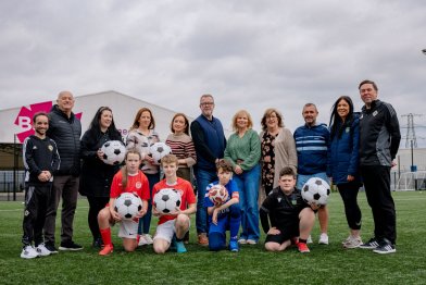 573398720 122301411272011227 8721349313641409943 N